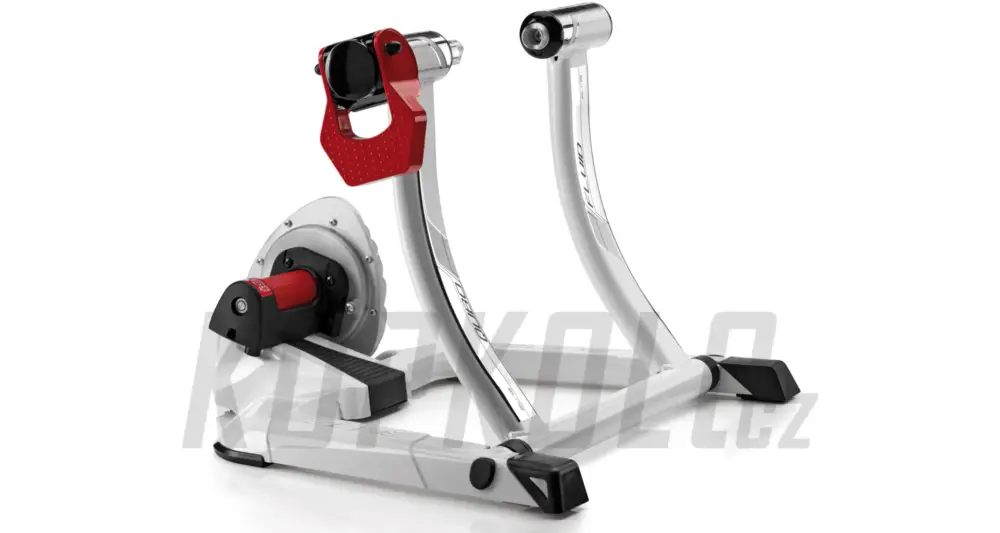 Cyklotrenažér Elite Qubo Power Fluid Odeslání Ihned