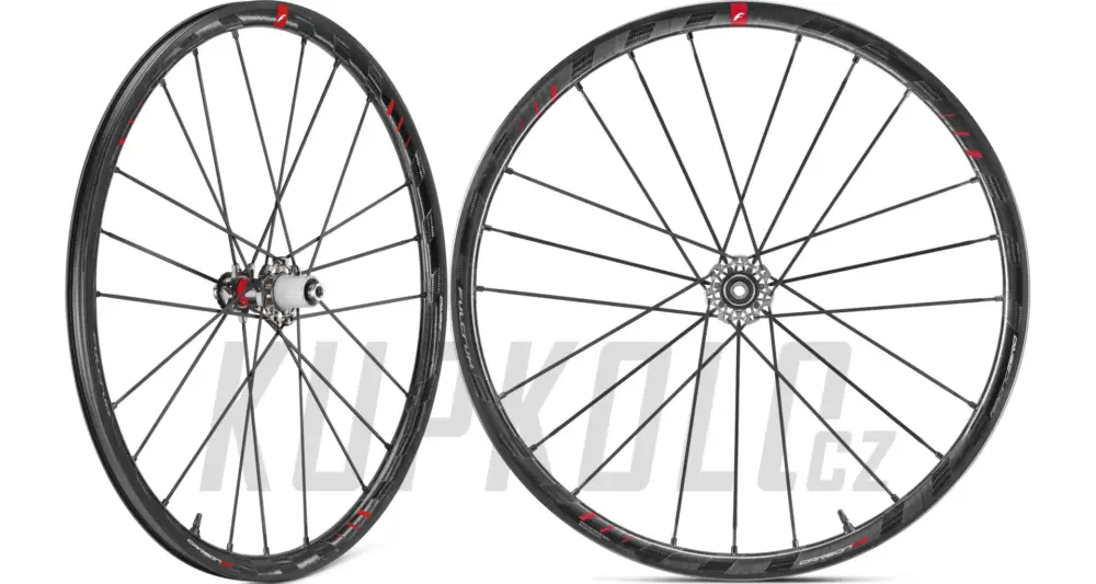 Nová Kolekce Silniční zapletená kola Fulcrum Road Racing ZERO CARBON DB