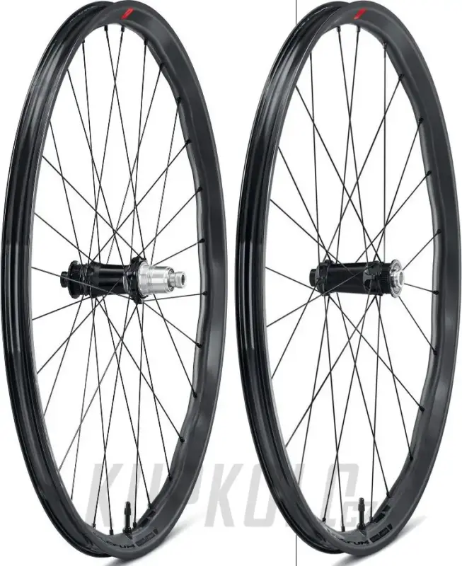 29er kola Fulcrum RED ZONE Carbon 29 Boost Omezená Nabídka