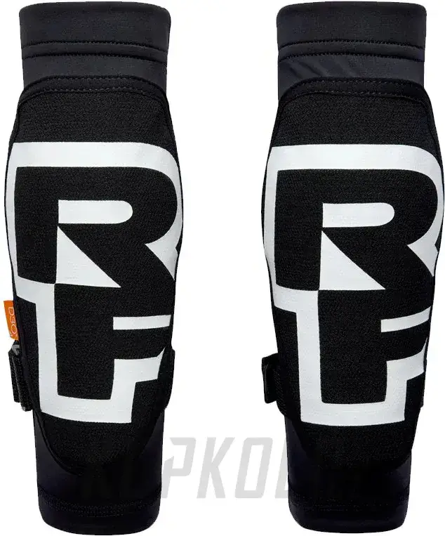 Rychlé Dodání Chrániče na kolena Race Face Sendy Trail Youth Knee Guards Stealth