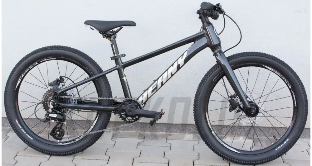 20" Dětské kolo Beany Blaster XC 20 - černá 2025 Nejlepší Cena