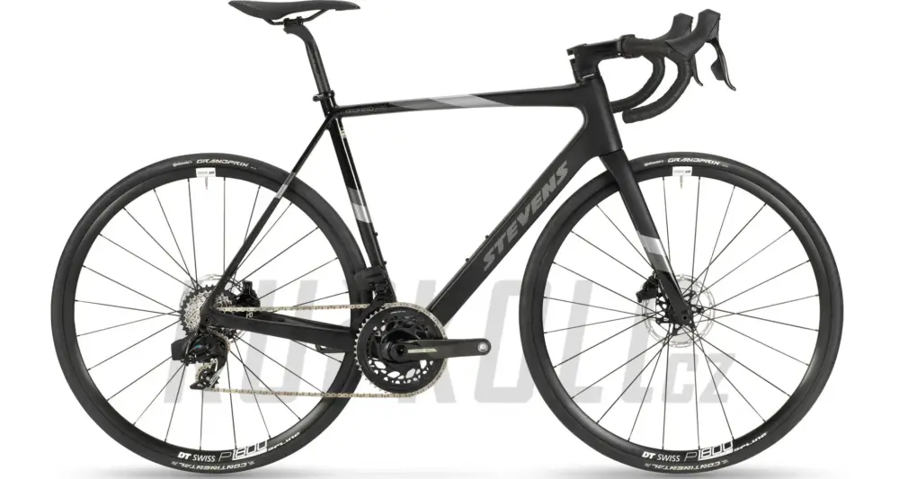 STEVENS IZOARD PRO Disc Stealth Black silniční kolo, 2x12s Omezená Nabídka