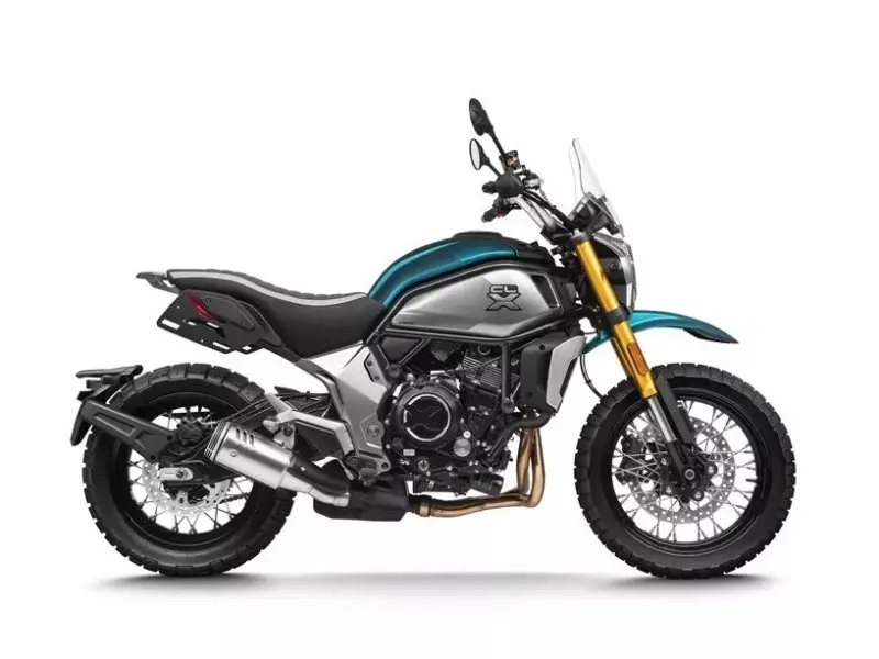 Jen Po Omezenou Doba Motocykl CFMOTO 700CL-X Adventure EU5 - Aurora Blue
