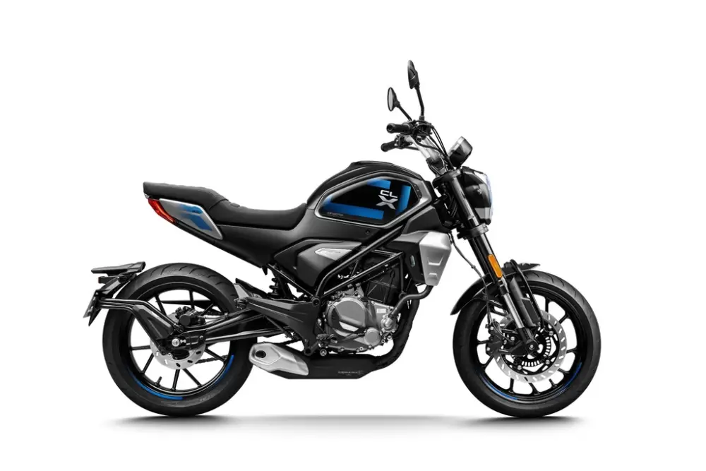 Motocykl CFMOTO 300CL-X EU5 - Starlight Black Pouze Dnes
