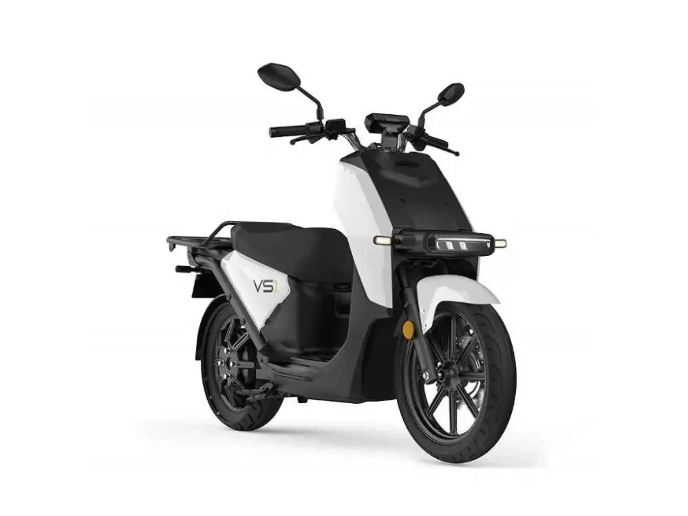 Ihned K Objednání Elektrický rozvážkový skútr Vmoto Super Soco VS1| Výkon 4,8 kW | Rychlost 90 km/h | Dojezd až 160 km | Nosnost 150 kg | Řidičák A1 / B |