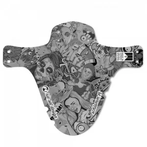 Přední blatník Riesel SCHLAMM:PE Stickerbomb ultra black Novinka